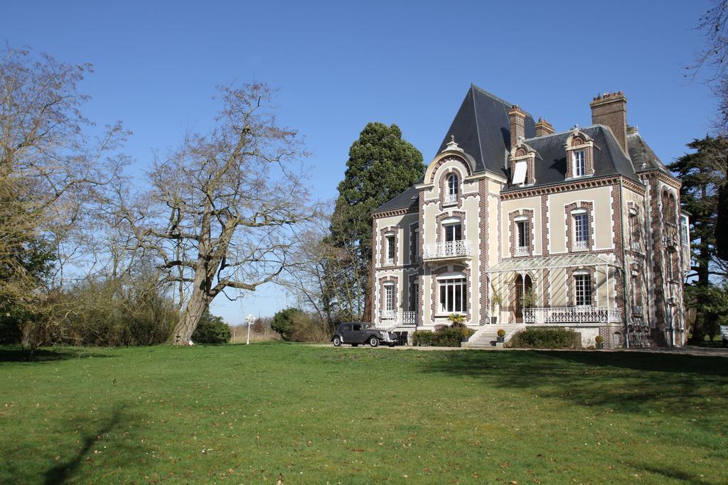 Trie-Château Chateau De La Folie المظهر الخارجي الصورة
